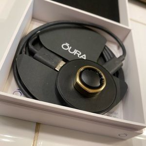 COPY - Oura Ring - Gen 3 Heritage Gold Size 6
